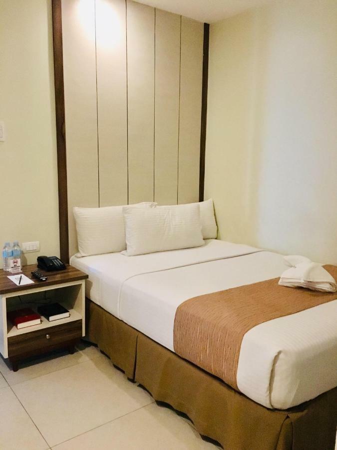 Belian Hotel Tagbilaran Exteriér fotografie